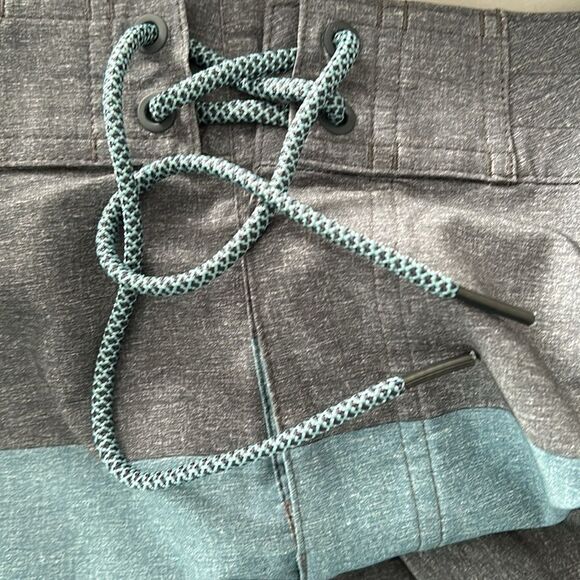 Beautiful Farwest short - Picture 3 of 5